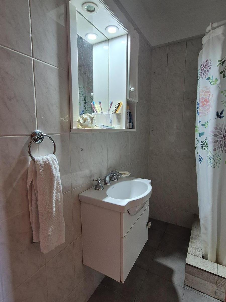 Departamento 2 Amb con Cochera en Chauvin 1