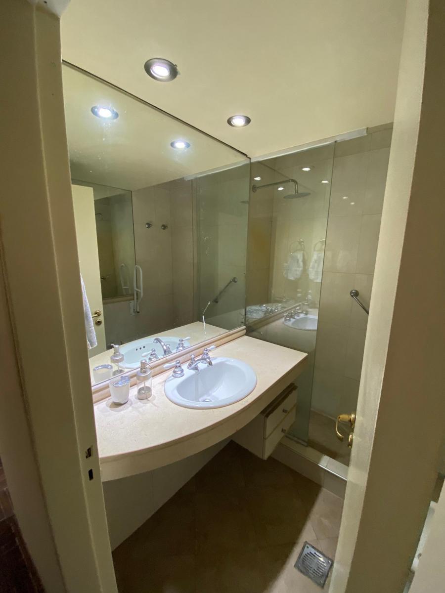 Venta Depto - Colón y Cañada - 3 Dorm. con Balcón y Dependencia - Súper Luminoso 5