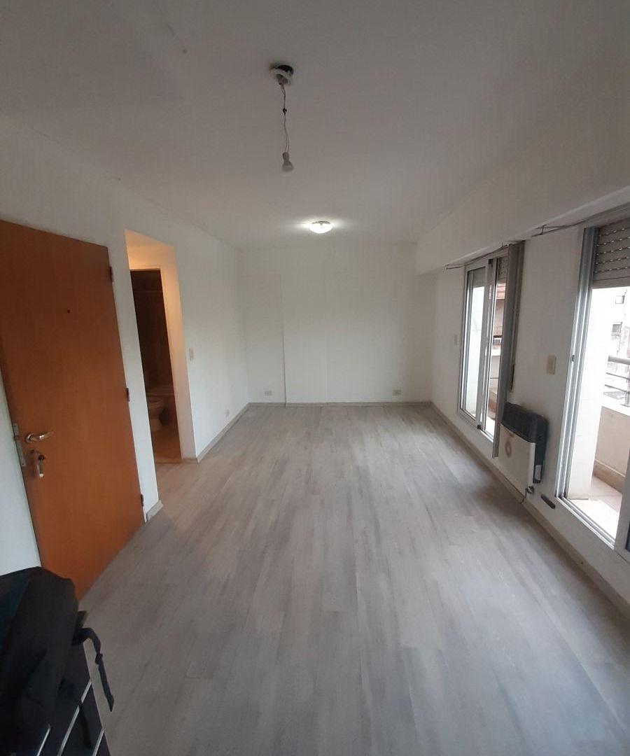 Foto de IMPECABLE MONOAMBIENTE - PARRILLERO EN BALCÓN, imagen 2