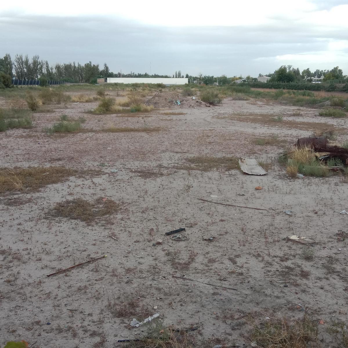 Vendo Lote de 4950 Mst con Casa y 2 Departamentos 5