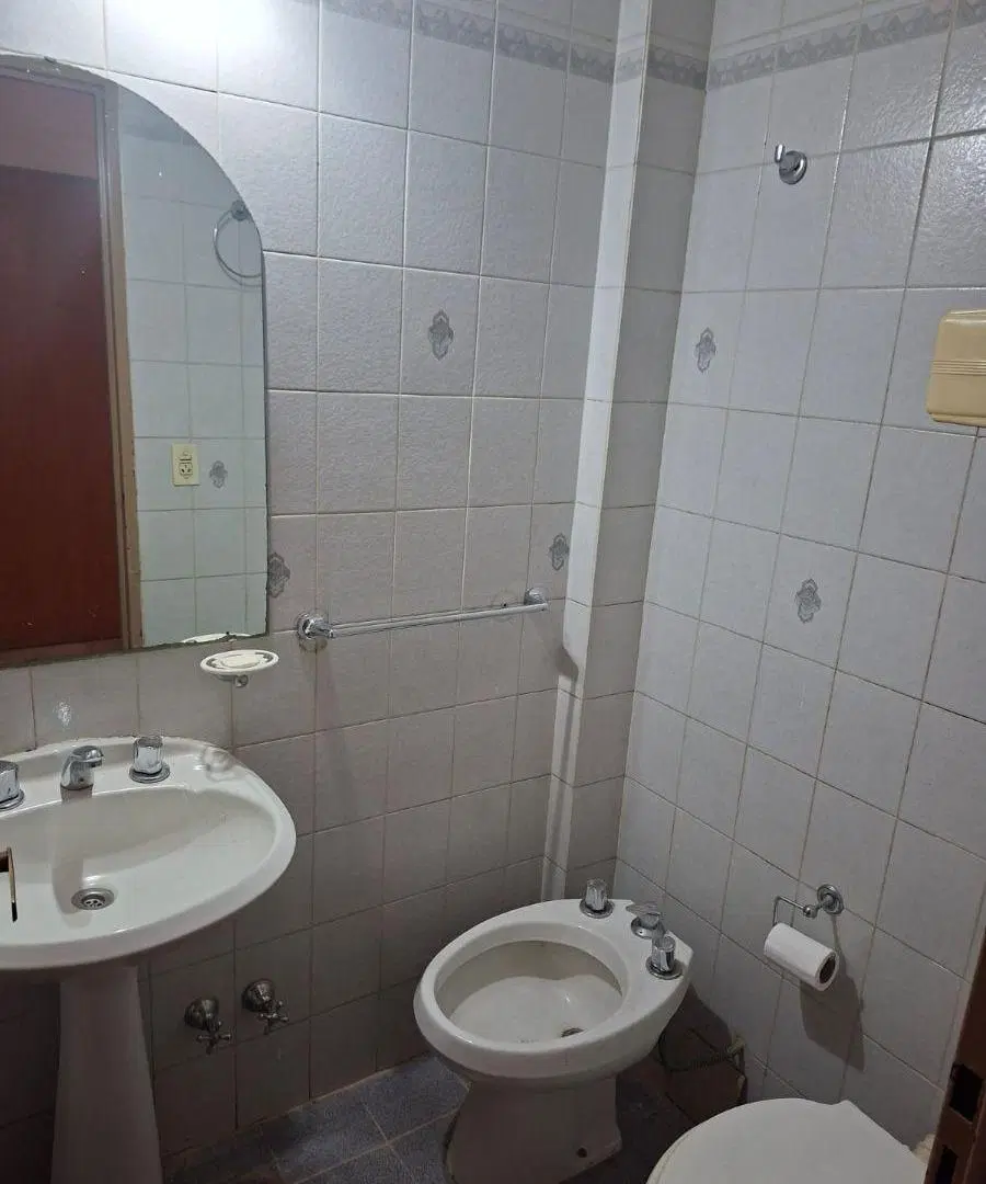 Departamento 1 ambiente en alquiler en Liniers 2