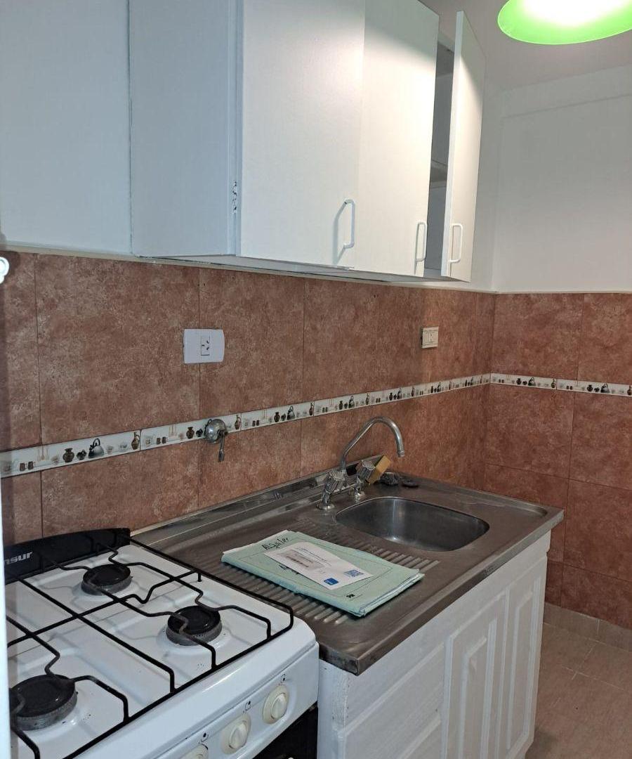 Foto de Departamento 1 ambiente en alquiler en Parque Rivadavia, imagen 4