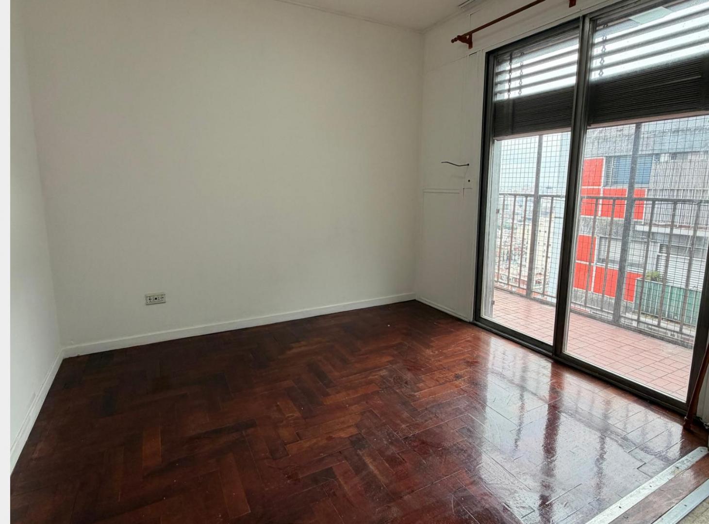 Foto de Departamento de 4 Ambientes en Alquiler | Matheu 1700 – Parque Patricios, imagen 3