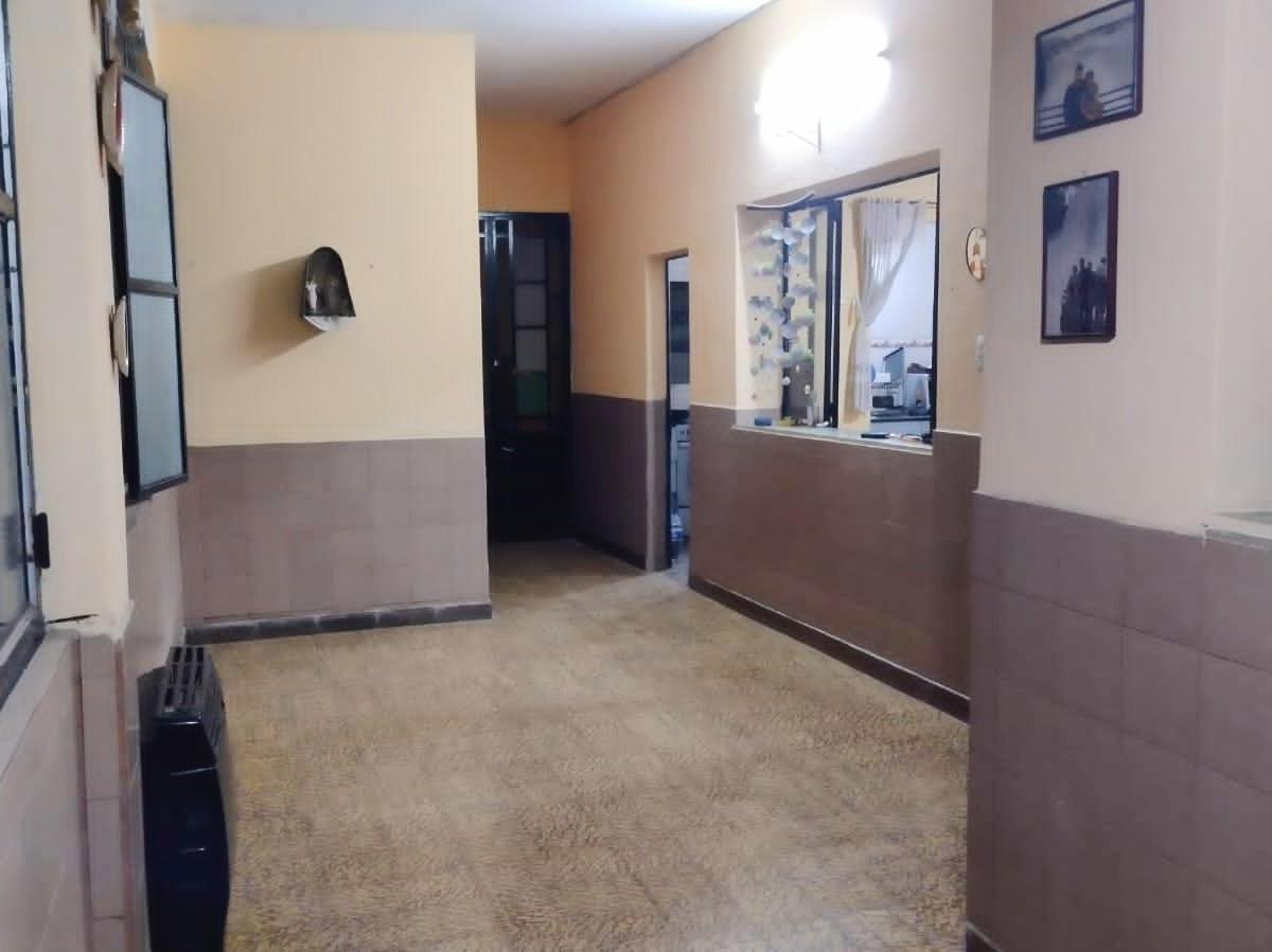Vendo Amplia Casa. Zona Las Gemelas 3