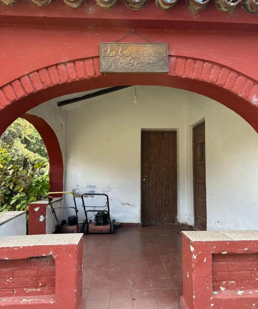 Casa en Santa Catalina- terreno de 2534 m2 4