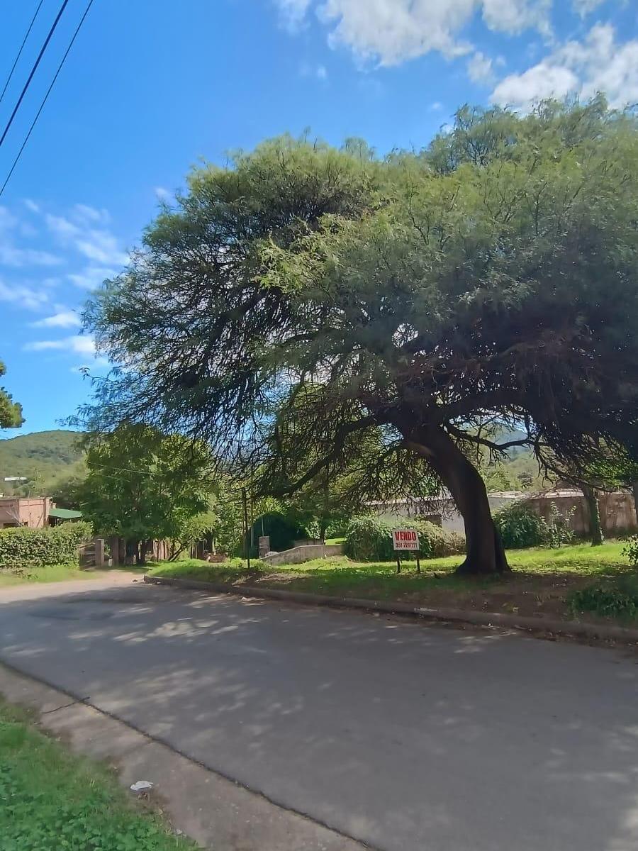 ¡Venta de Lote en Unquillo - Barrio Villa Aurora! 4