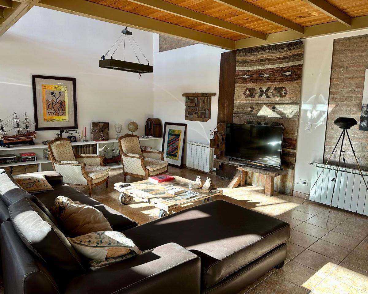 Se Vende Importante Casa Orientada Al Turismo, Vistalba, Mza. 3