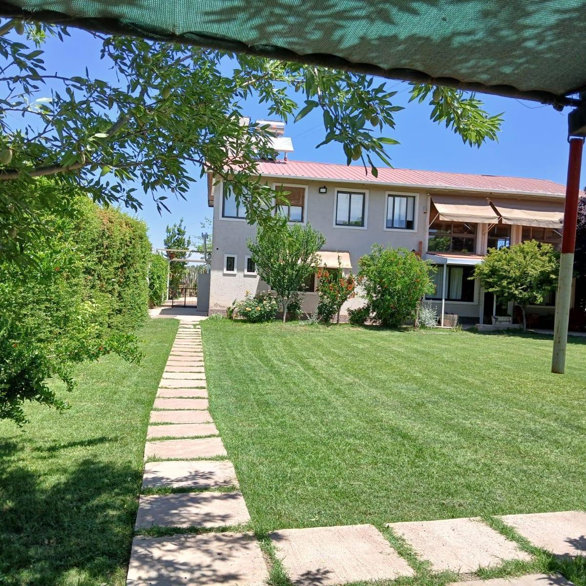 Se Vende Importante Casa Orientada Al Turismo, Vistalba, Mza. 1