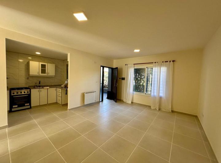 SE ALQUILA DEPTO, 1 DORMITORIO, PLANTA BAJA, DORREGO, GLLEN. 5