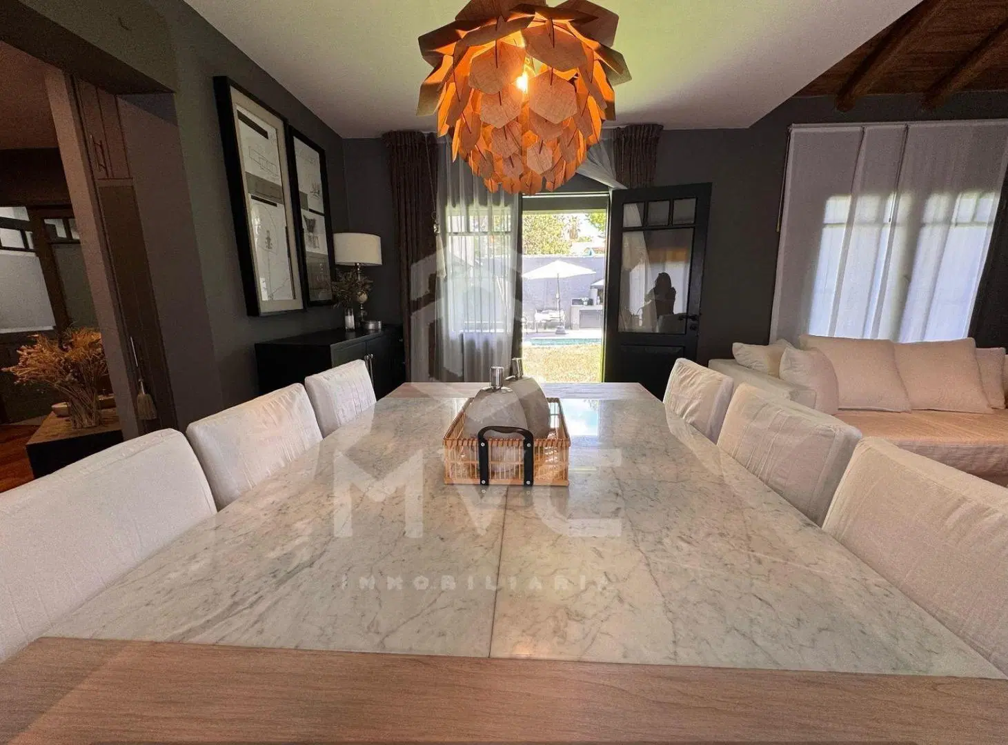 VENTA Casa de Categoría en Rincón de Arizu, Bombal Sur. Mendoza 4