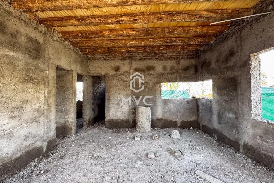 SE VENDE CASA A ESTRENAR, 2 DORMITORIOS, CARRODILLA, LUJAN DE CUYO. 4