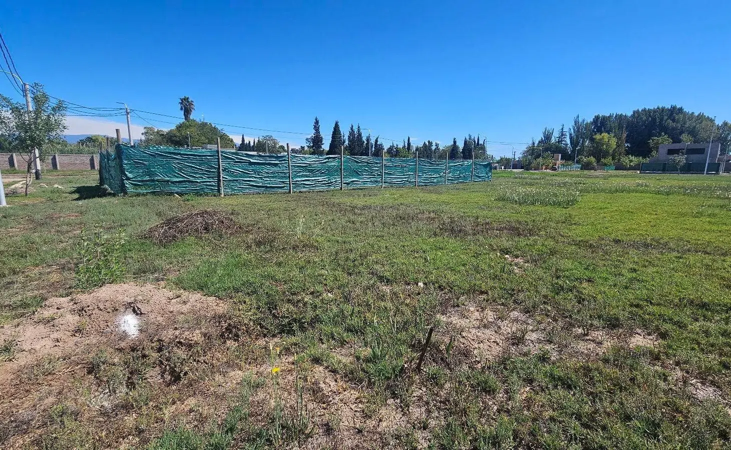 SE VENDE TERRENO, 300 m2 CENTRAL, B° Sol Andino 3, Guaymallén. 4