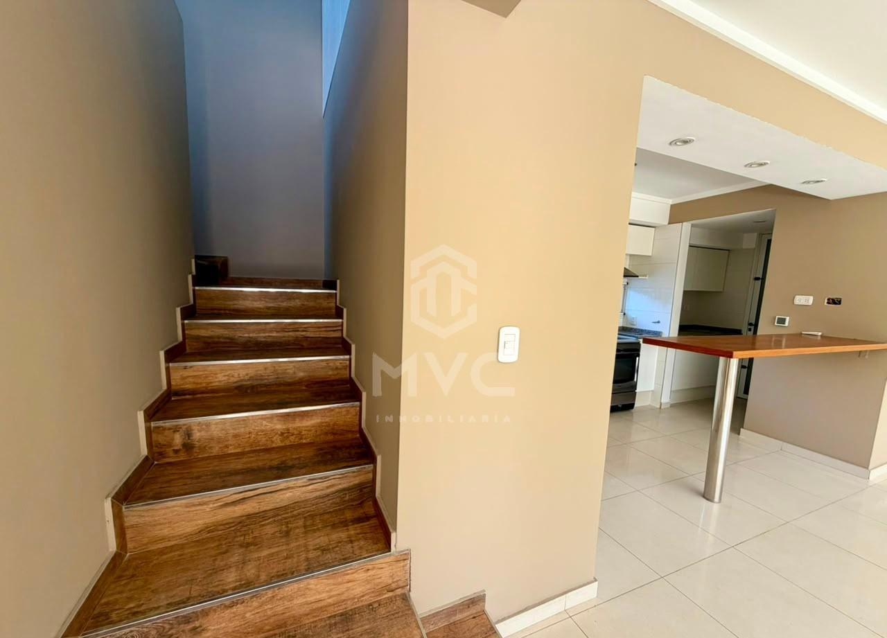 Foto de SE VENDE CASA, BARRIO MIRADOR SUR, CHACRAS DE CORIA., imagen 5