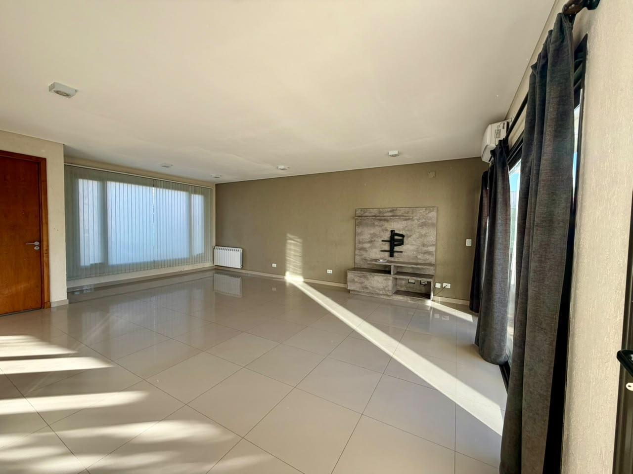 Foto de SE ALQUILA CASA, Barrio Rincon de Drummond, Lujan de Cuyo, Mza, imagen 3
