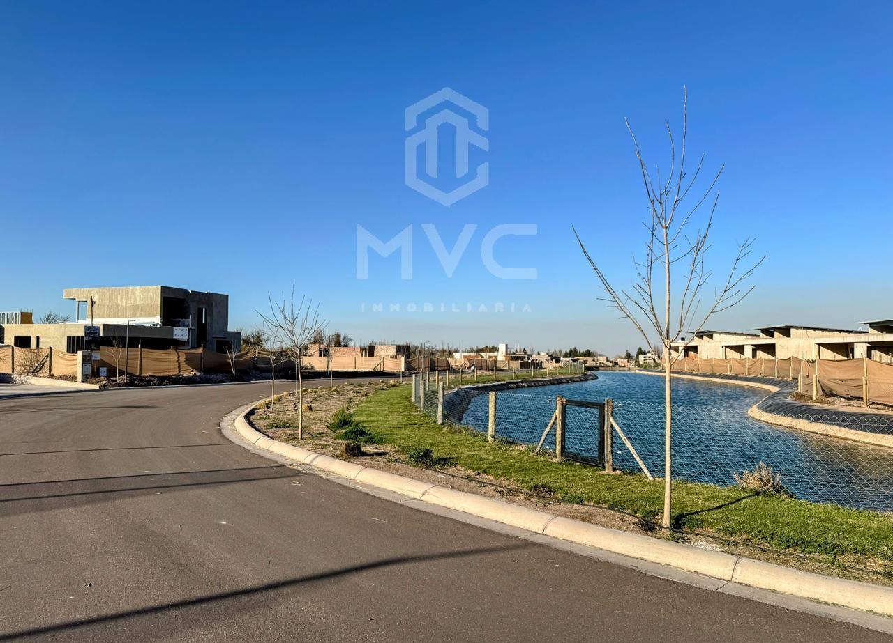 Foto de Casa a Estrenar en Venta en Vistalba, Luján de Cuyo., imagen 1