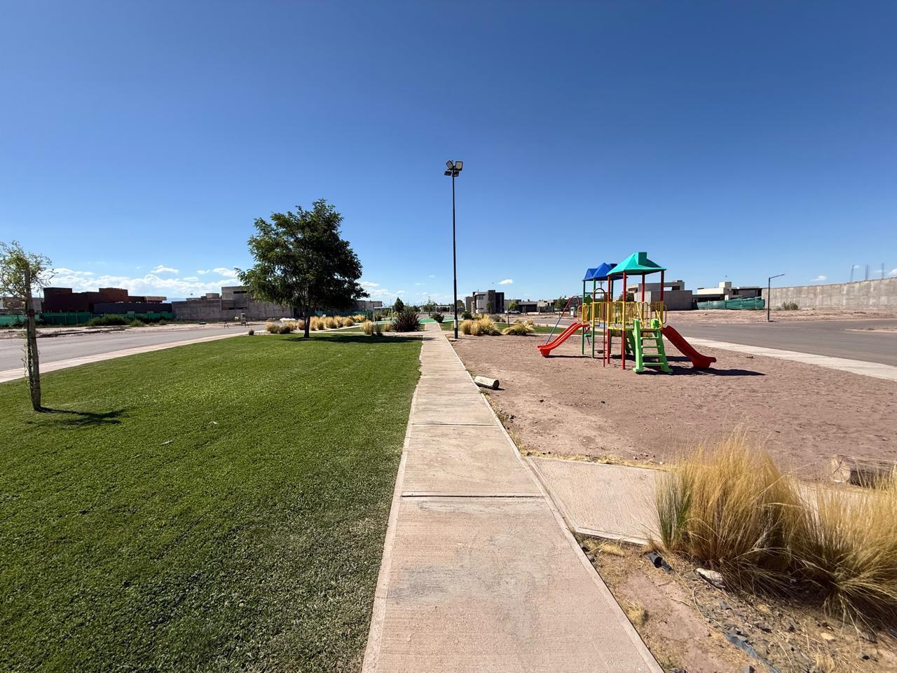 Foto de Venta de Lote esquina Central, imagen 5