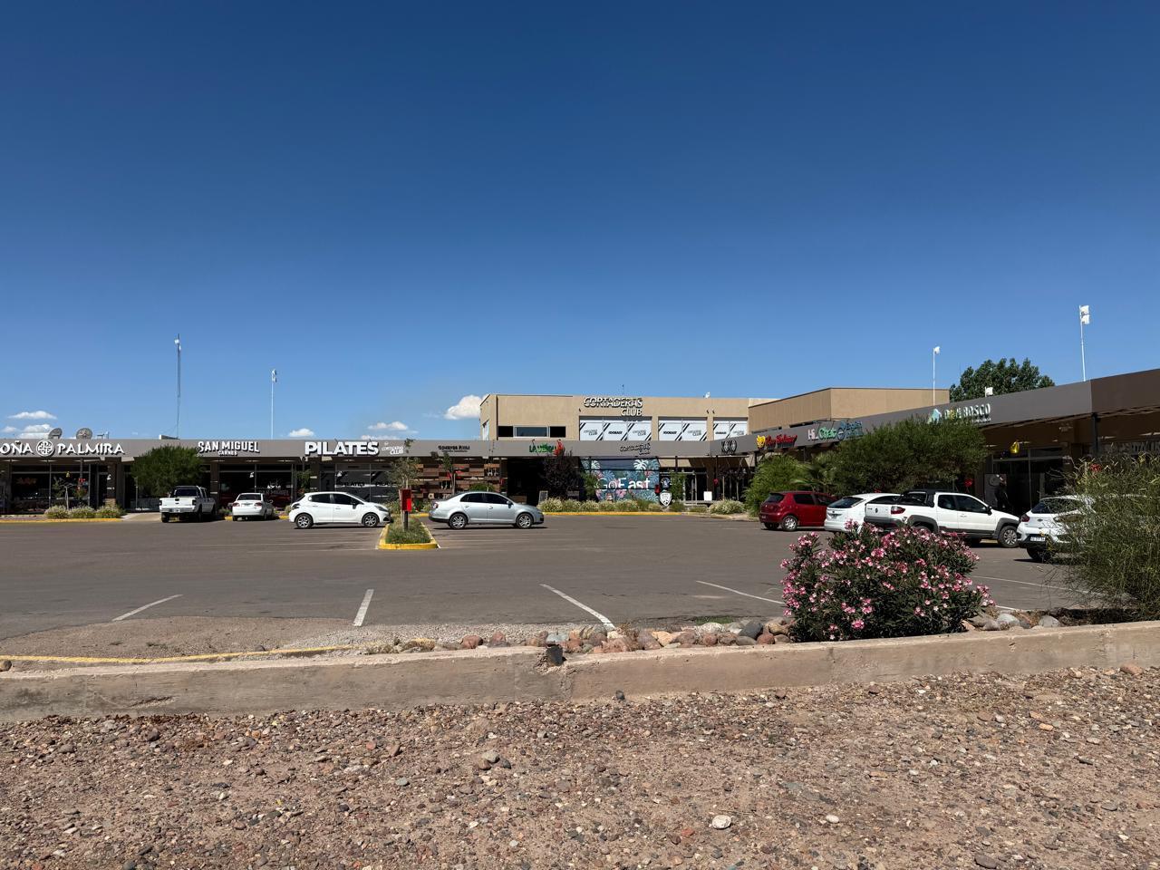Foto de Venta de Lote esquina Central, imagen 4