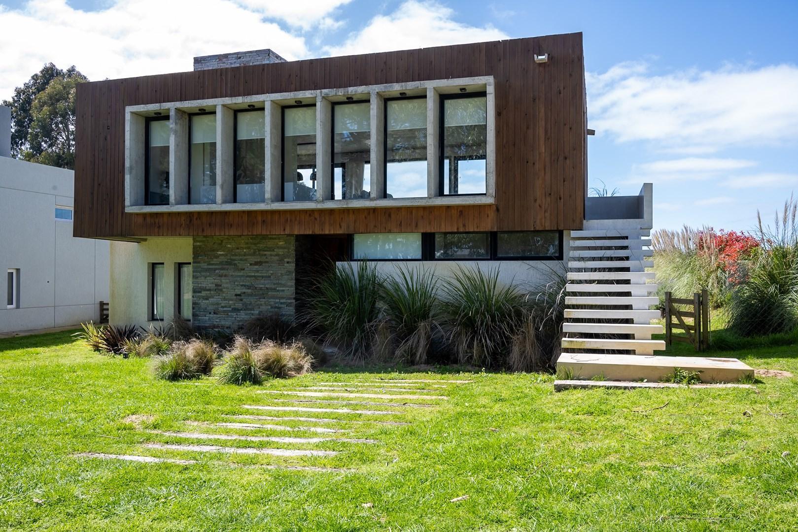 Casa Chalet en Alq. Temporario en Costa Esmeralda, Costa Atlántica, Buenos Aires