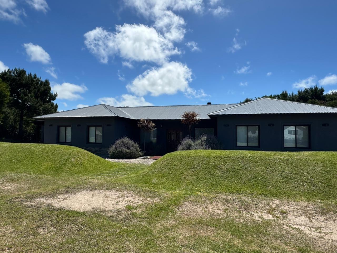Casa Chalet  en Alq. Temporario en Costa Esmeralda, Costa Atlántica, Buenos Aires