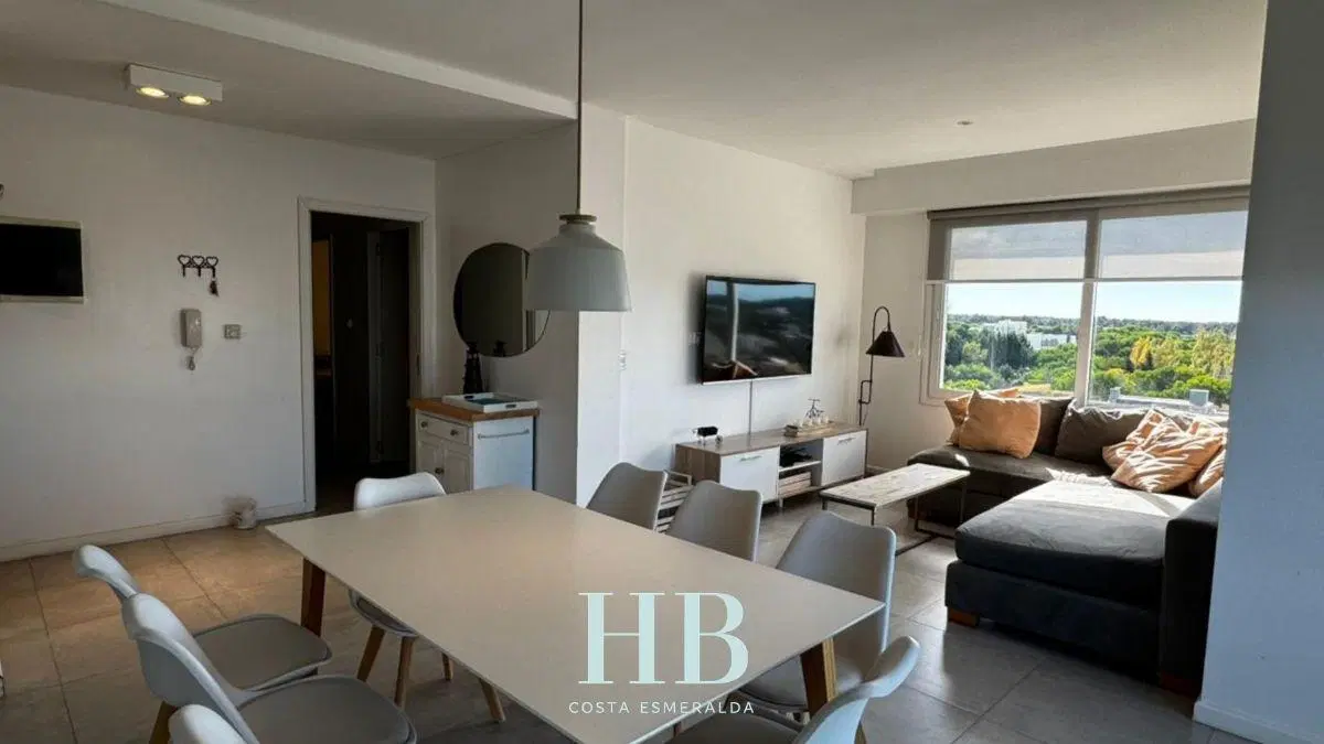 Departamento de 40 m² con 3 dormitorios en alquiler en Costa Esmeralda 4