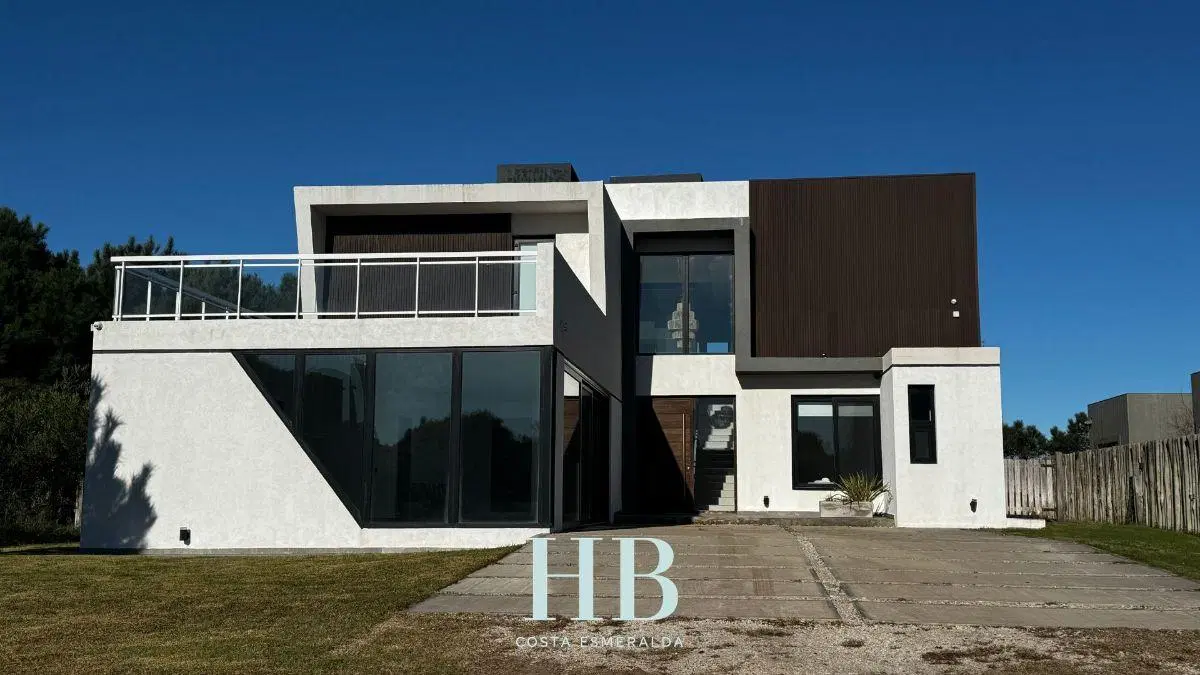 Casa con 5 dormitorios en alquiler temporal en Marítimo I 3