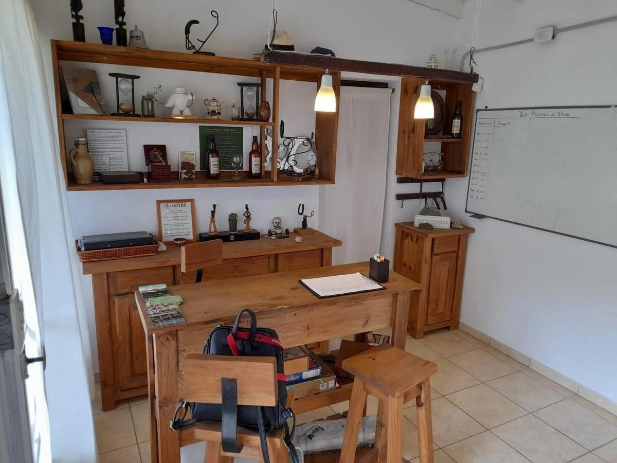 Casa Posada con 12 Habitaciones en Uribelarrea 3