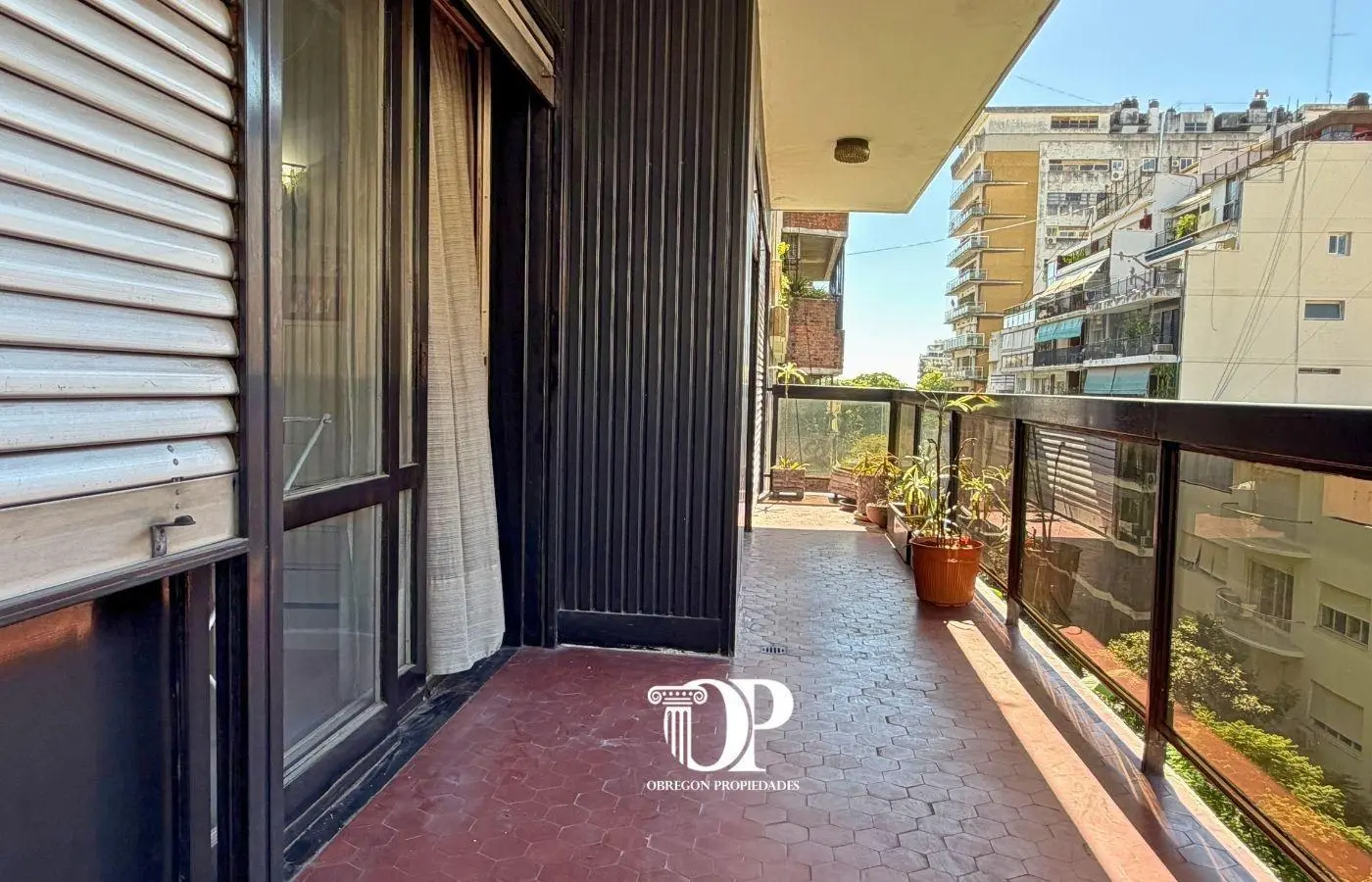 Venta Piso de 250 m² en Palermo Chico – Piso 7 con Cochera y Bauleras a Refaccionar 5