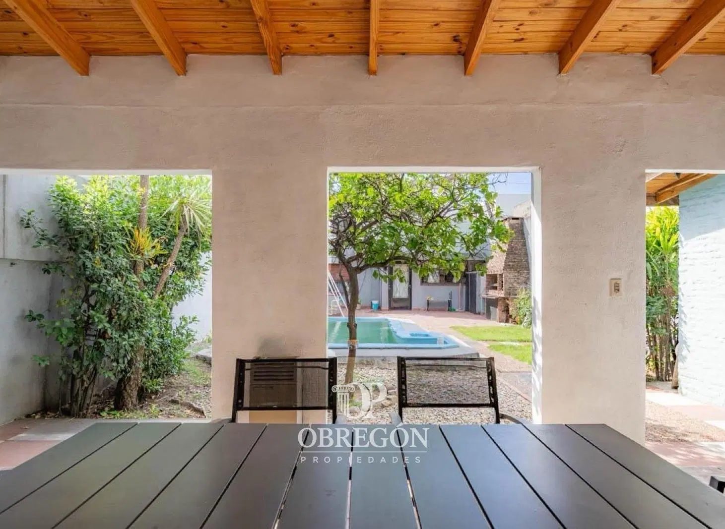 Venta Casa 7 ambientes Jardín Pileta 375 Metros cuadrados - Floresta 8