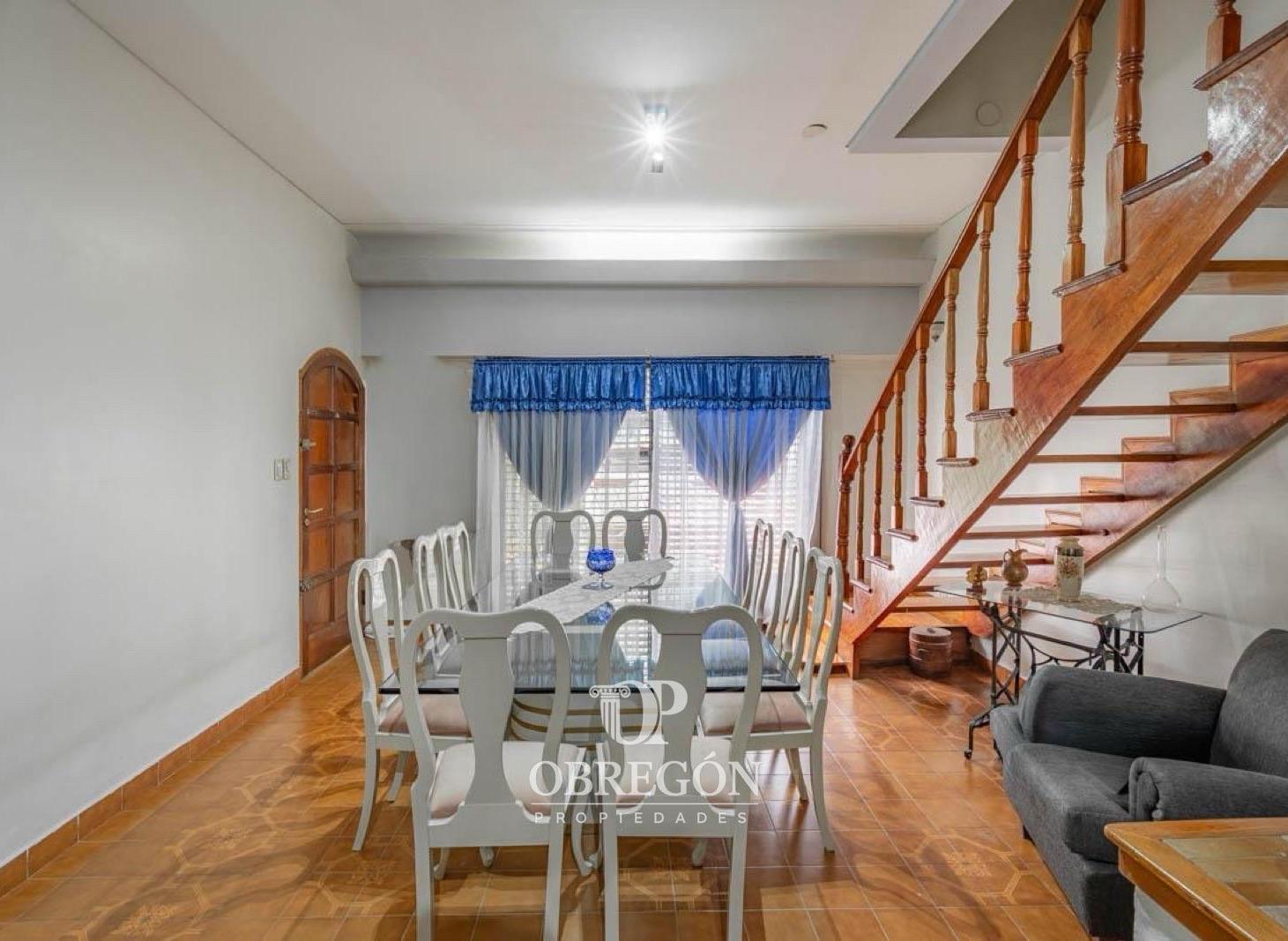 Foto de Venta Casa 7 ambientes Jardín Pileta 375 Metros cuadrados - Floresta, imagen 5