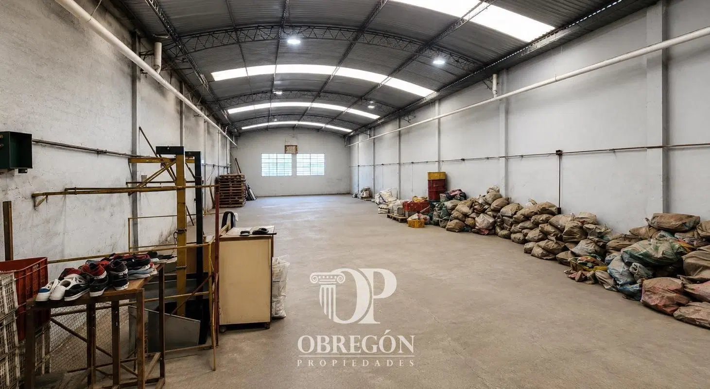 OPORTUNIDAD Venta Galpón 682 Metros en 2 plantas - Lote 8.66x48 - Ciudadela 1