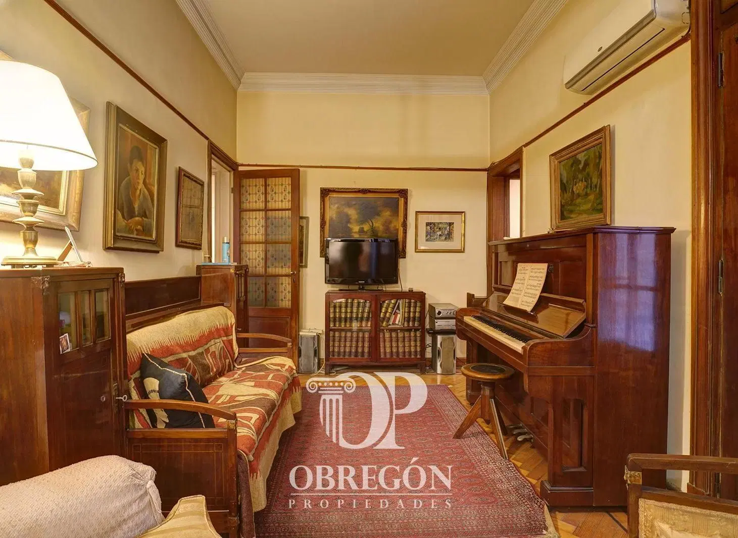 VENTA DEPTO 4 AMBIENTES CON DEPENDENCIA ESTILO FRANCES 5
