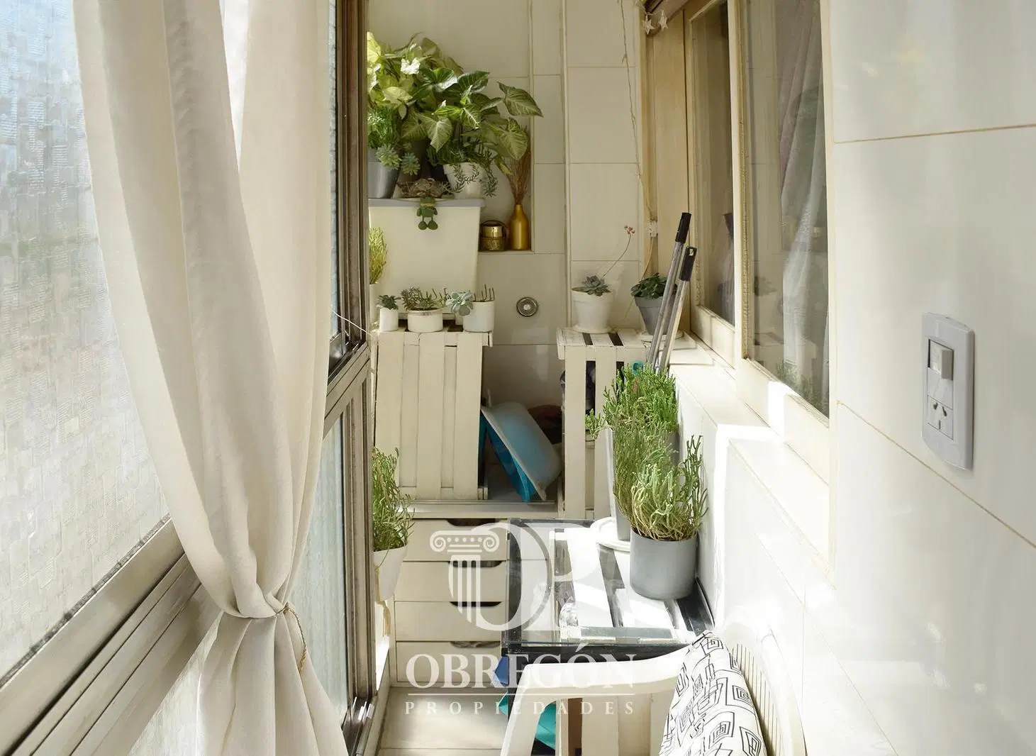 VENTA SEMIPISO 4 AMBIENTES CON BALCON EN ALMAGRO 3