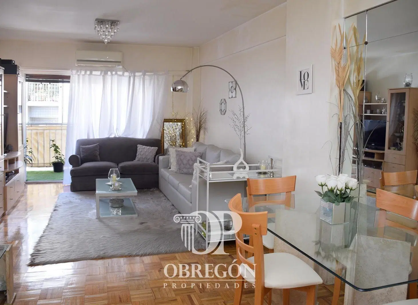 VENTA SEMIPISO 4 AMBIENTES CON BALCON EN ALMAGRO 1