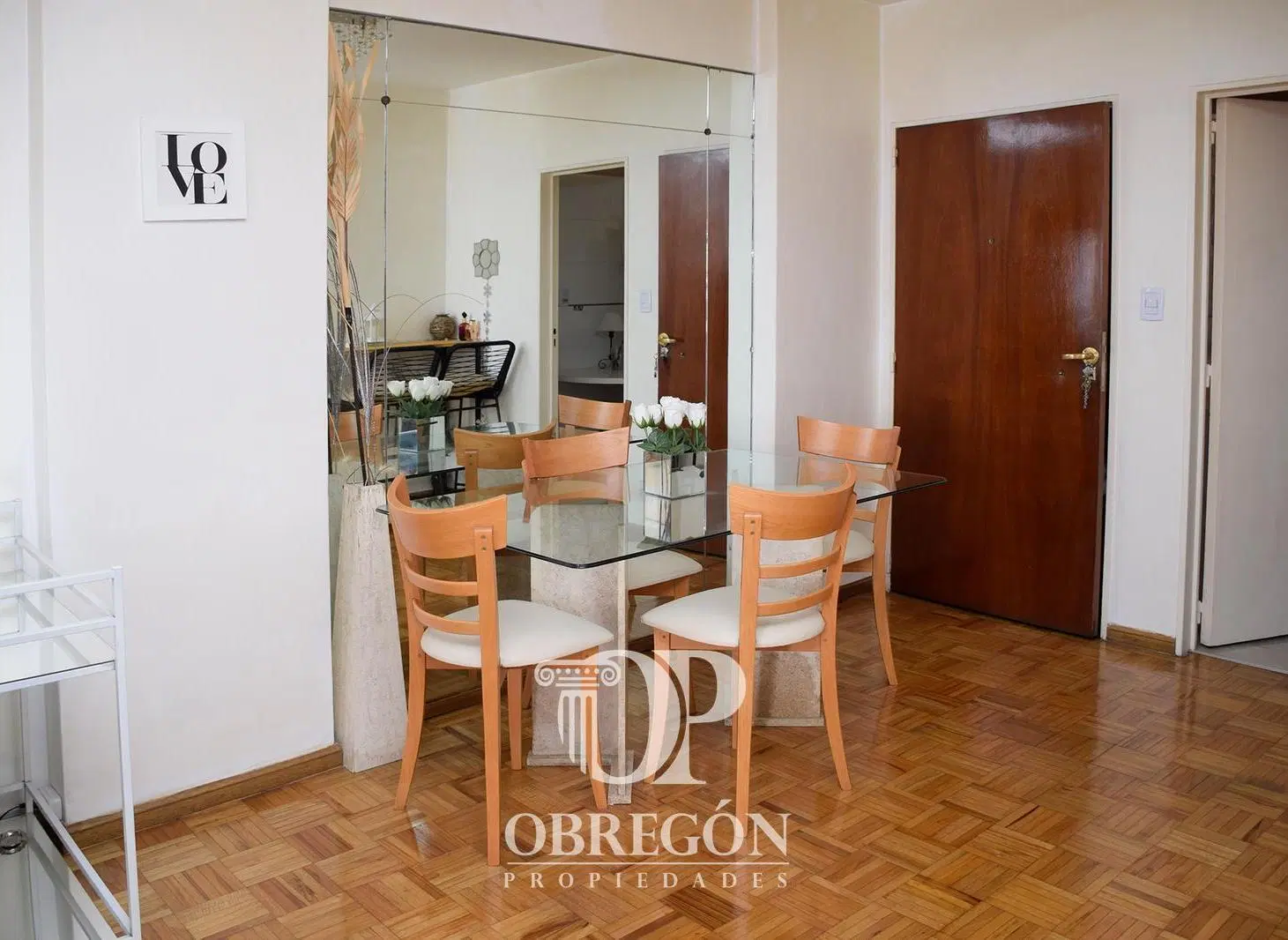 VENTA SEMIPISO 4 AMBIENTES CON BALCON EN ALMAGRO 4