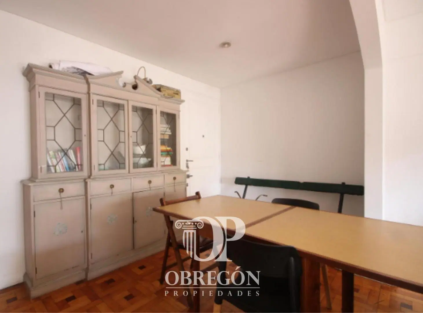 VENTA 4 AMB CON BALCON MONSERRAT 4