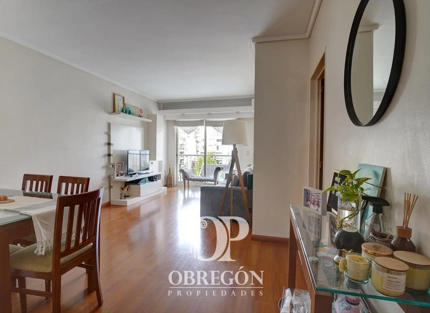 VENTA DEPTO 4 AMBIENTES CON COCHERA 4