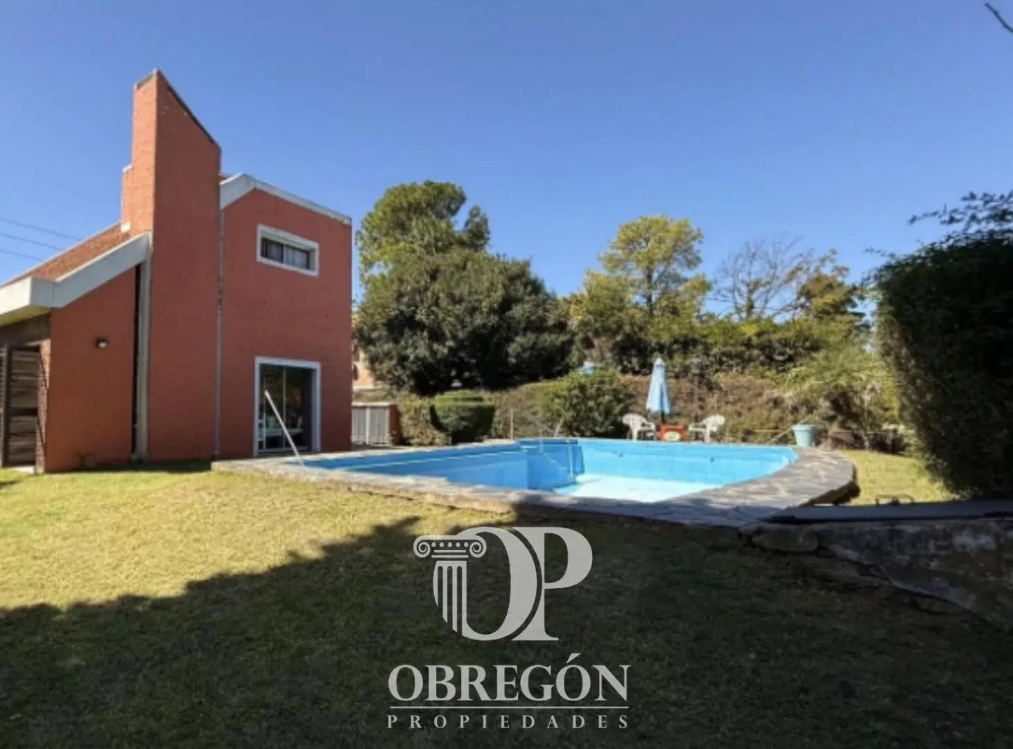 VENTA CASA COUNTRY MAPUCHE 4 AMBIENTES CON PILETA APTO CREDITO 5
