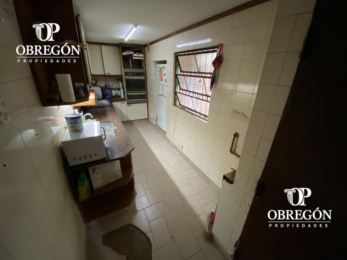 Foto de VENTA CASA 4 AMBIENTES CON LOCAL 205 MTS - Castelar, imagen 2