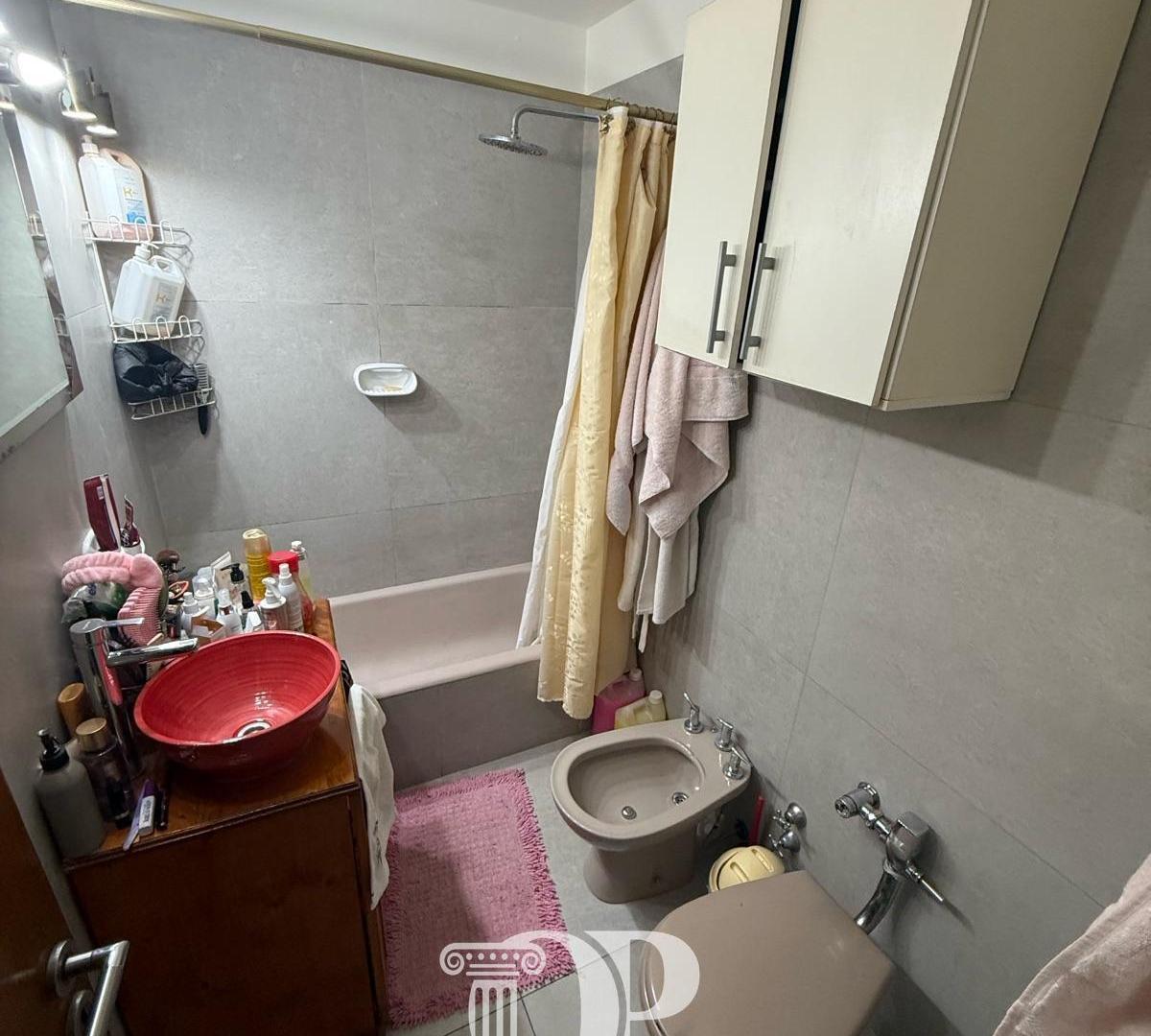 Foto de Venta Departamento 4 ambientes Cochera Dependencia, imagen 5