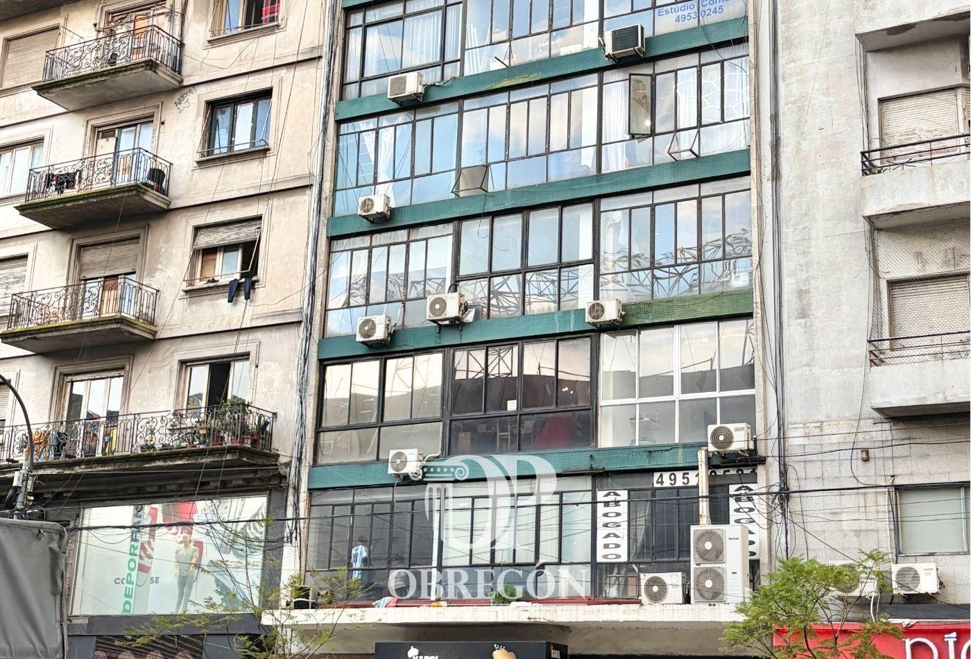 Foto de OPORTUNIDAD!!! VENTA OFICINA 20 Metros cuadrados - Corrientes 2500, imagen 2