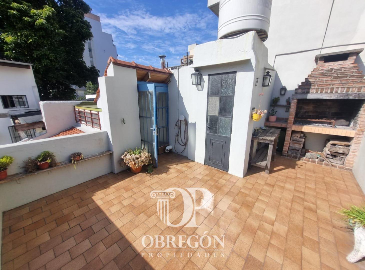 Foto de VENTA-PH-4 AMBIENTES-PATIO-TERRAZA-PARRILLA-VILLA DEL PARQUE, imagen 1