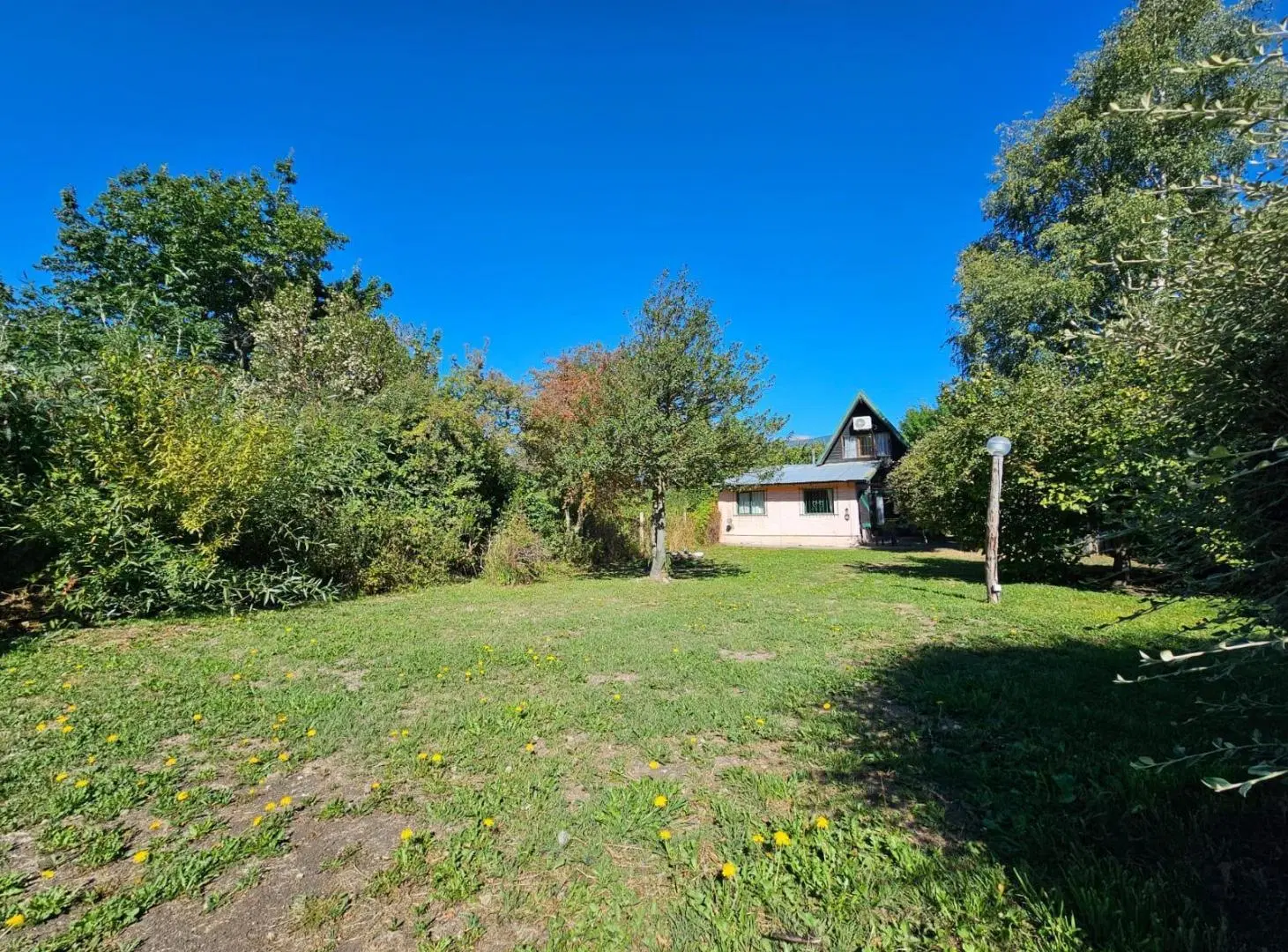 Casa de 100mts, terreno de 700mts2 En El Bolson 5
