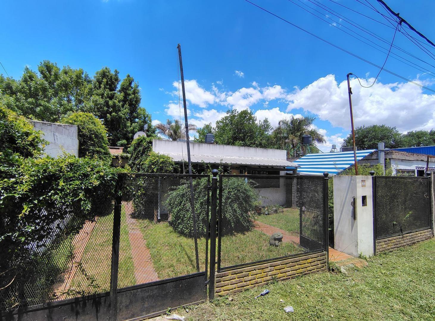 Casa en La Carolina 2 dormitorio con quincho y pileta
