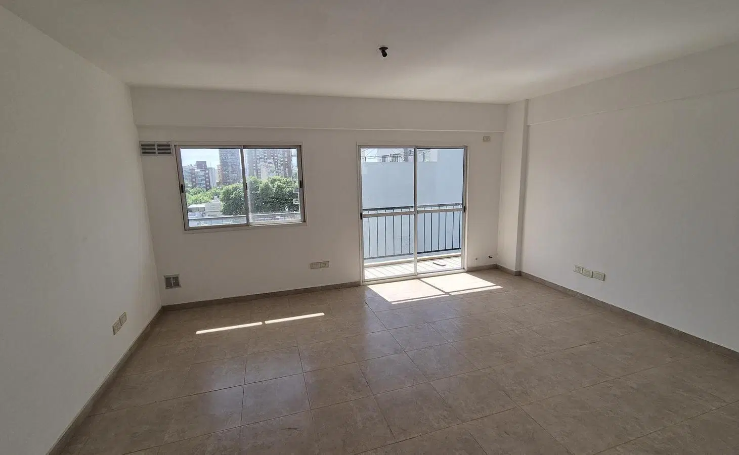 Departamento 2 a 3 Ambientes a Estrenar con Balcón Corrido - Luminoso – Villa del Parque 3