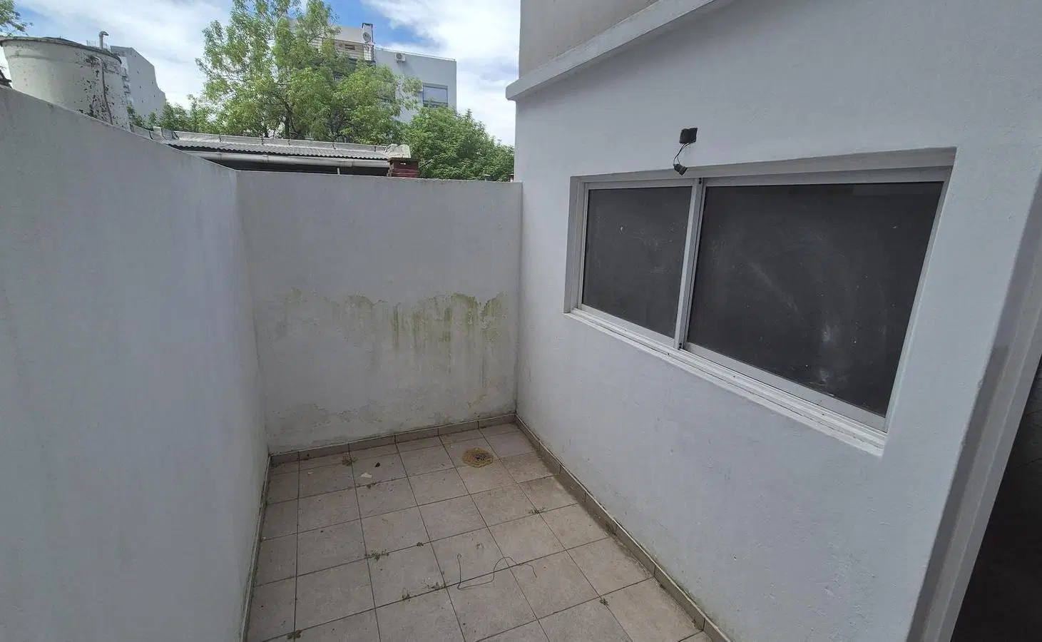 Departamento 3 Ambientes 72m2 Balcon Corrido y Patio. 2 Baños Frente 2