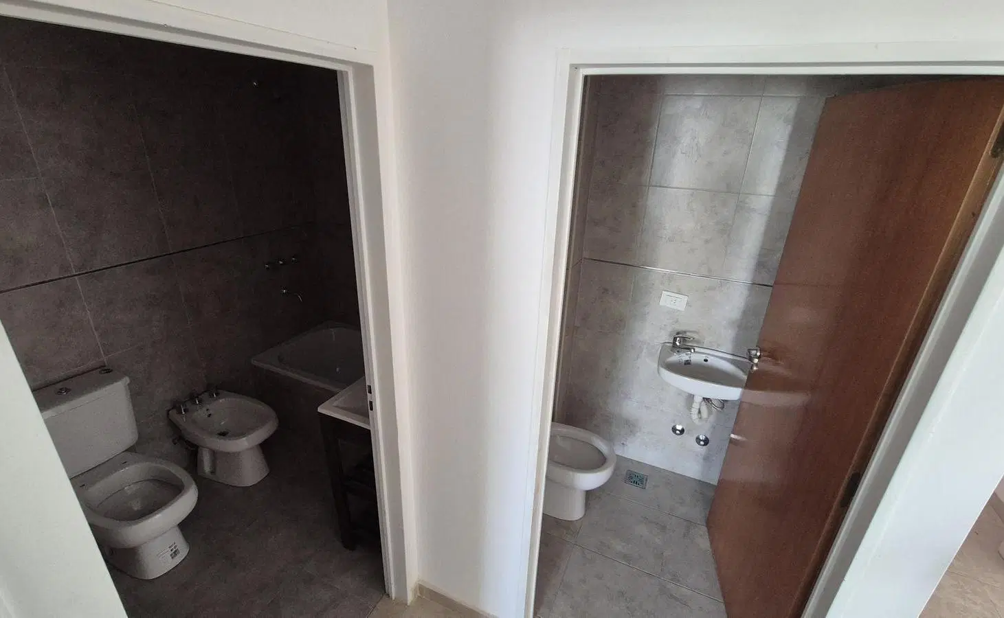 Departamento 3 Ambientes 72m2 Balcon Corrido y Patio. 2 Baños Frente 5