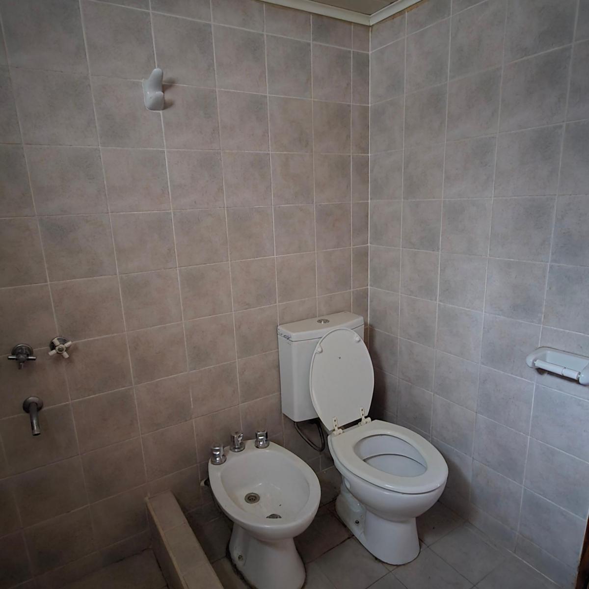 Dueño Vende Dos Casas en Bolson Lote de 250 m² 3