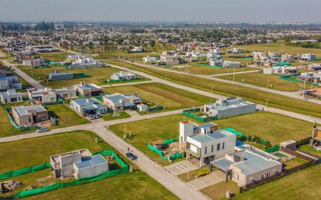 Venta de Hermoso Terreno Barrio Privado Las Quintas II 1