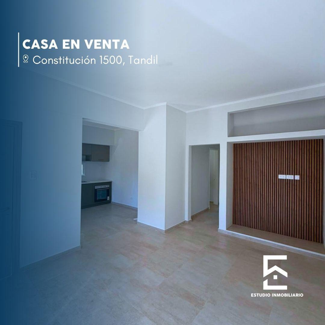 CASA SEMICENTRICA EN VENTA