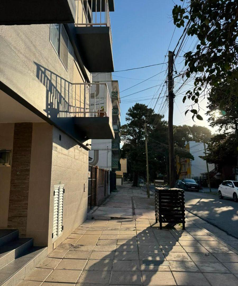 Foto de Departamento 2 ambientes con gas a 2 cuadras del mar, imagen 2